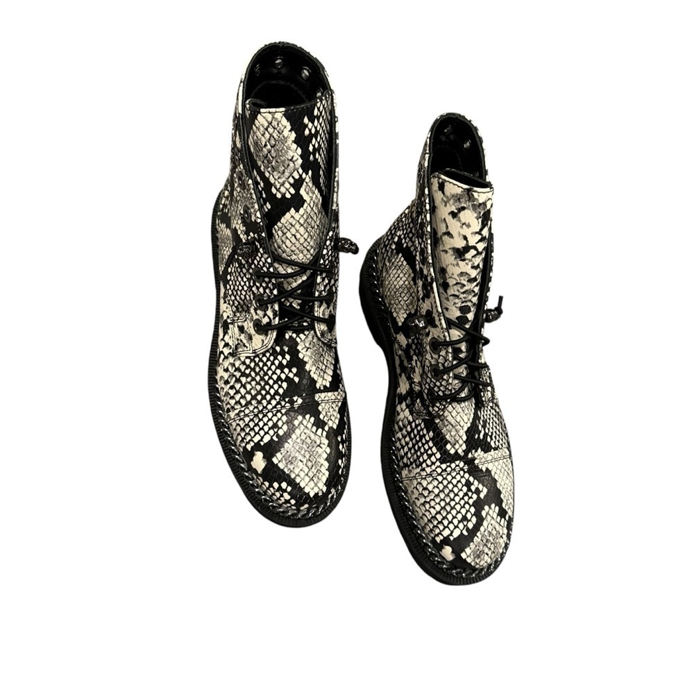 VINCE CAMUTO Snake Print Combat Dr. Martens Style boot Size 8.5 NWOT - Picture 7 of 9